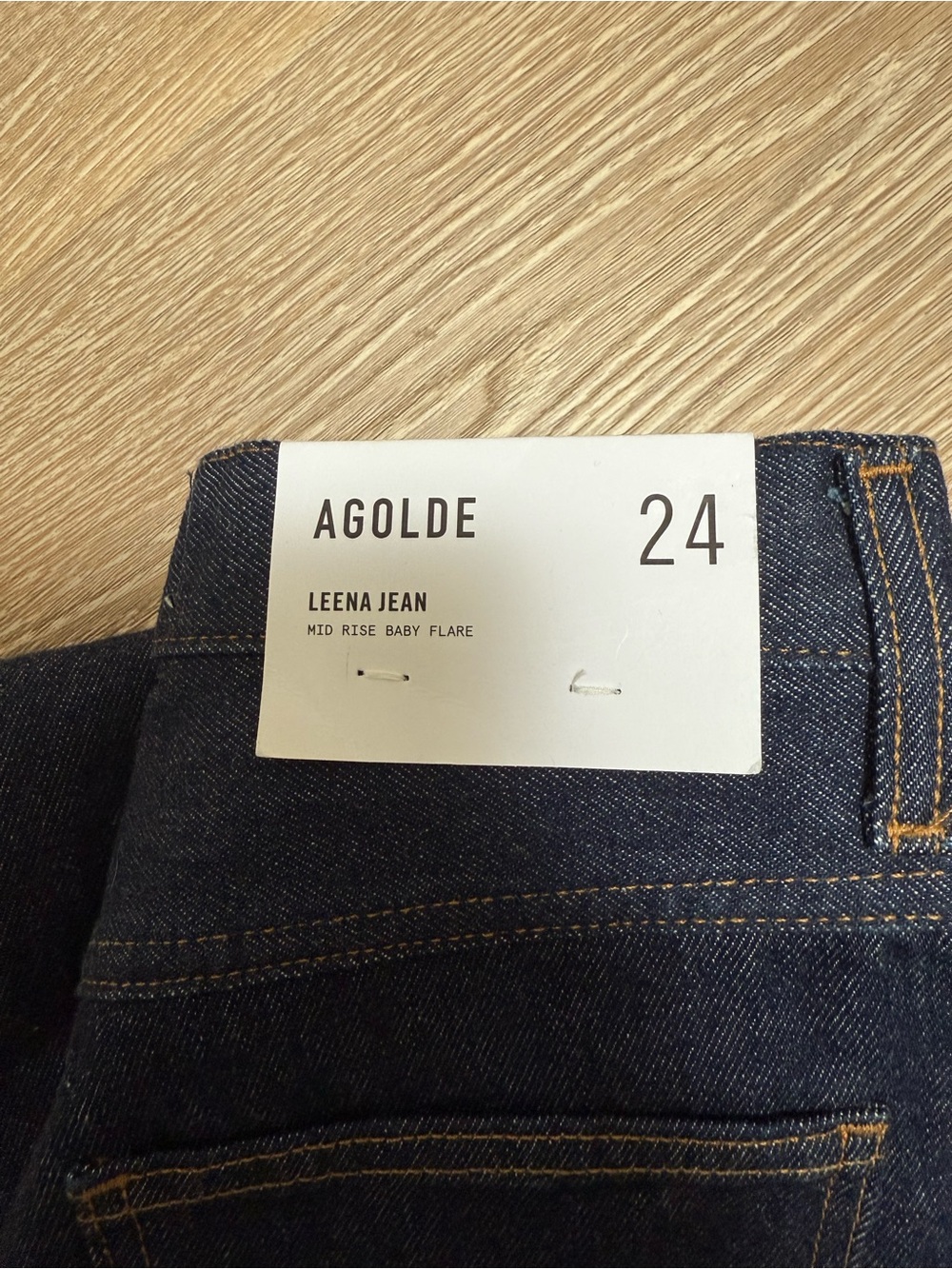 Agolde women’s Dark Indigo Jeans - Picture 5 of 6